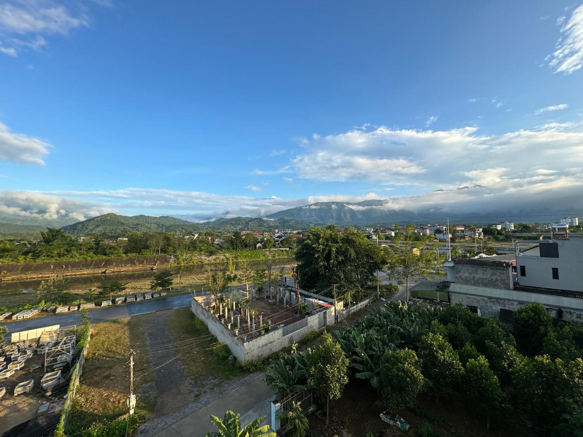 Nha Nghi Ngoc Anh Hotel Nghia Lo Exterior foto